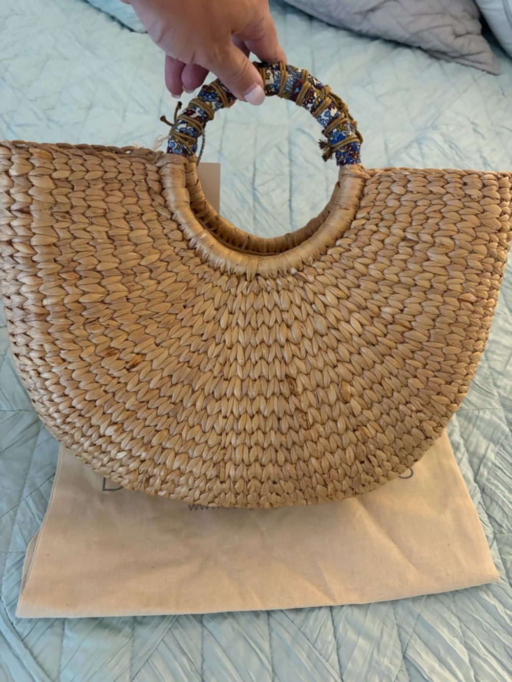 Betsy & Floss Lamubasket bag - Picture 3 of 5